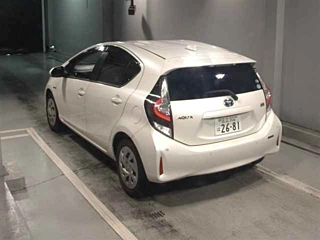 TOYOTA AQUA 2019