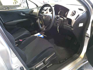 HONDA STREAM 2008