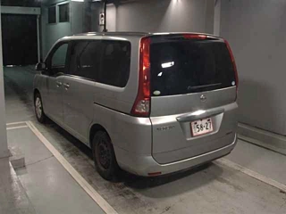 NISSAN SERENA 2010