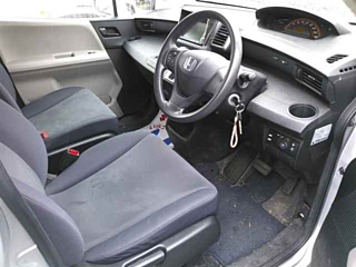 HONDA FREED 2008