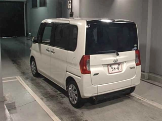 DAIHATSU TANTO 2014
