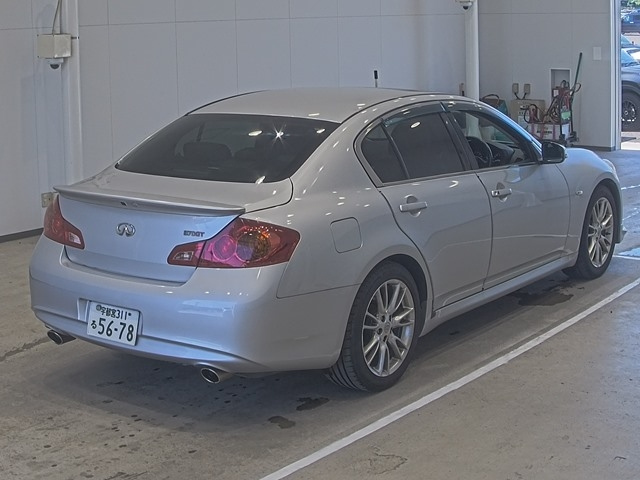 NISSAN SKYLINE 2010