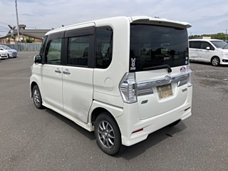 DAIHATSU TANTO 2014