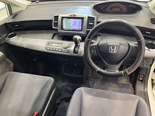 HONDA FREED 2008