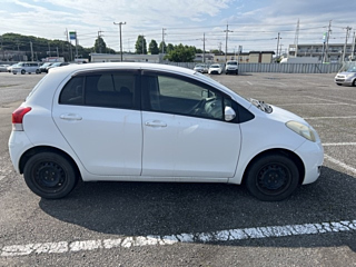 TOYOTA VITZ 2009