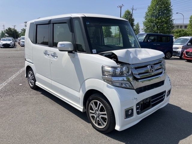 HONDA N BOX 2017
