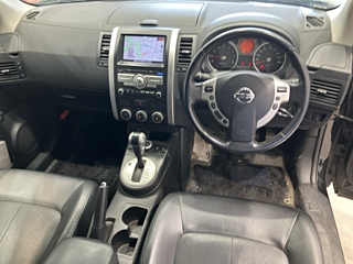 NISSAN X-TRAIL 2010