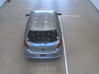 TOYOTA VITZ 2010