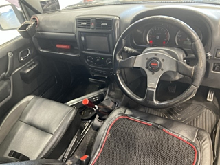 SUZUKI JIMNY 2011