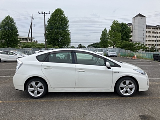 TOYOTA PRIUS 2010