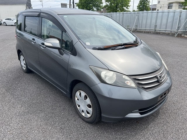 HONDA FREED 2009