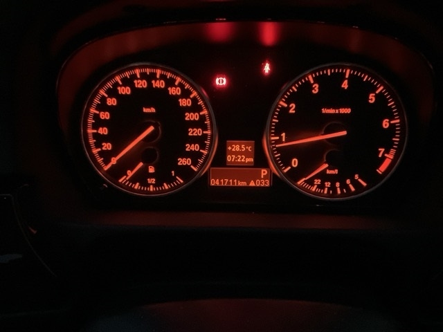 BMW 3 SERIES 2011