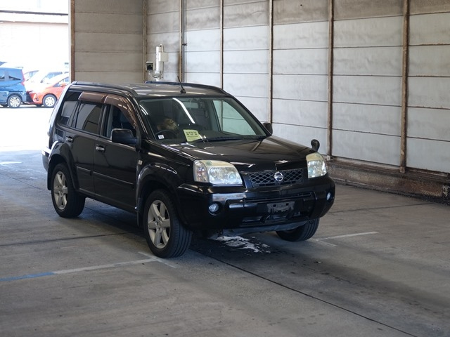 NISSAN X-TRAIL
