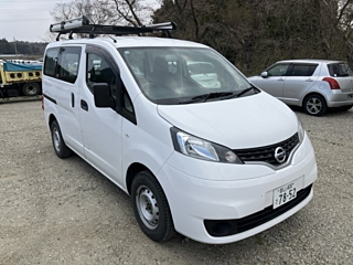 NISSAN NV200 2019