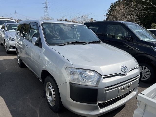 TOYOTA PROBOX 2019