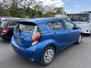 TOYOTA AQUA 2018