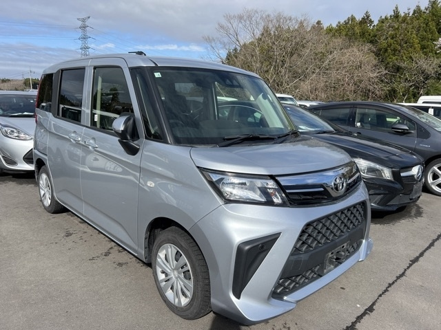 TOYOTA ROOMY 2021