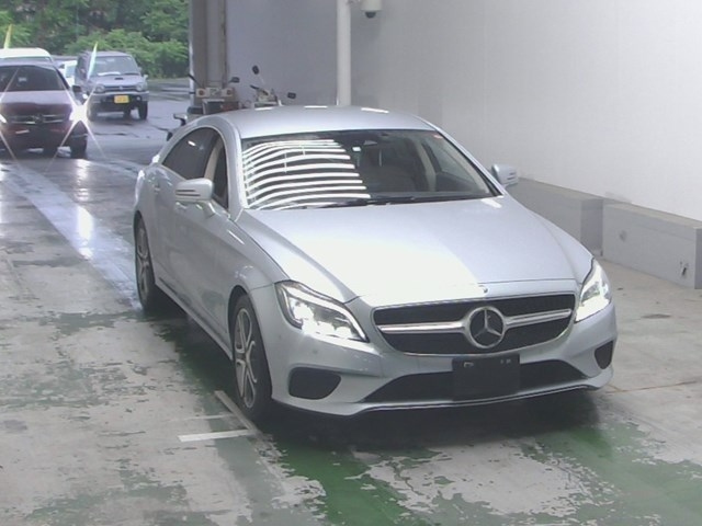 MERCEDES BENZ CLS