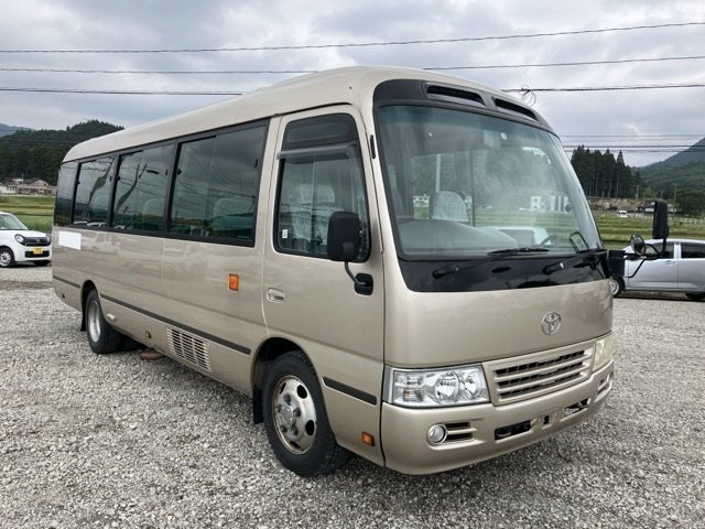 TOYOTA COASTER 2008