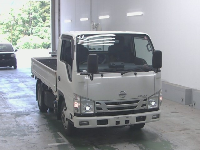 NISSAN ATLAS 2021