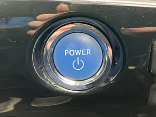 TOYOTA PRIUS 2018