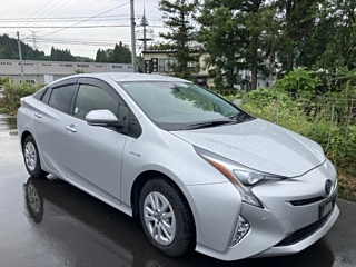 TOYOTA PRIUS 2018