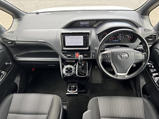 TOYOTA VOXY 2020