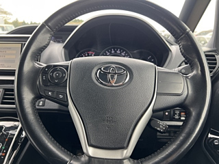 TOYOTA VOXY 2020