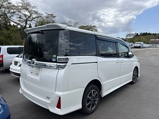 TOYOTA VOXY 2020