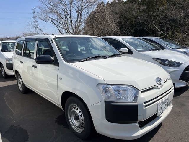 TOYOTA PROBOX 2021