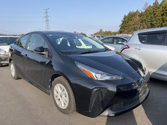 TOYOTA PRIUS 2021