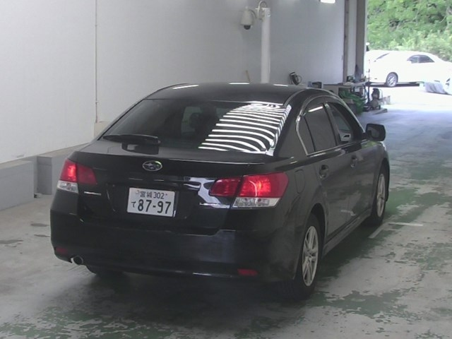 SUBARU LEGACY B4 2011