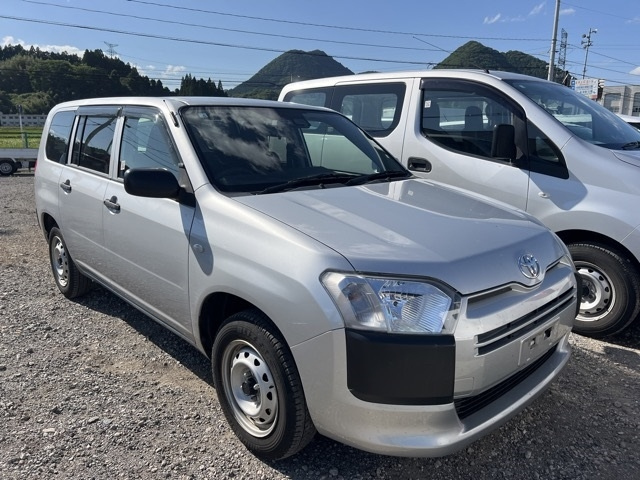 TOYOTA PROBOX 2020