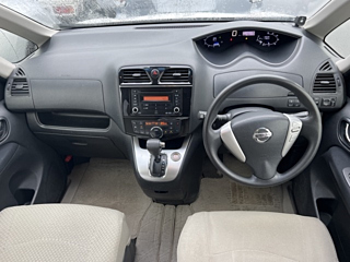 NISSAN SERENA 2015