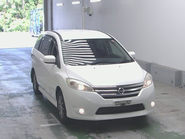 NISSAN LAFESTA