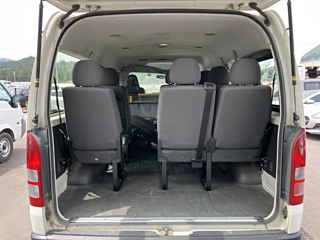 TOYOTA HIACE 2016