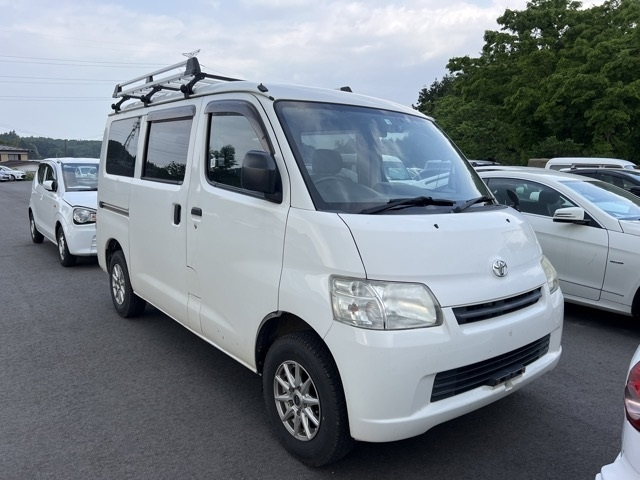 TOYOTA LITE ACE VAN 2017