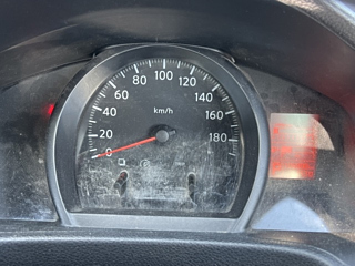 NISSAN NV200 2019