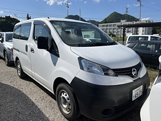 NISSAN NV200 2019