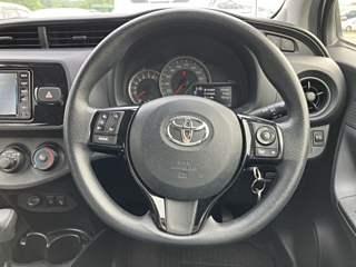 TOYOTA VITZ 2019