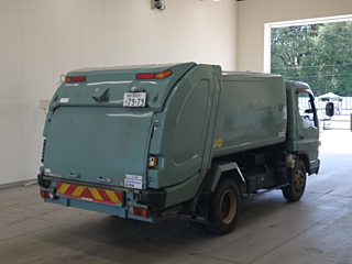MITSUBISHI CANTER 2015