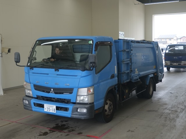 MITSUBISHI CANTER 2014