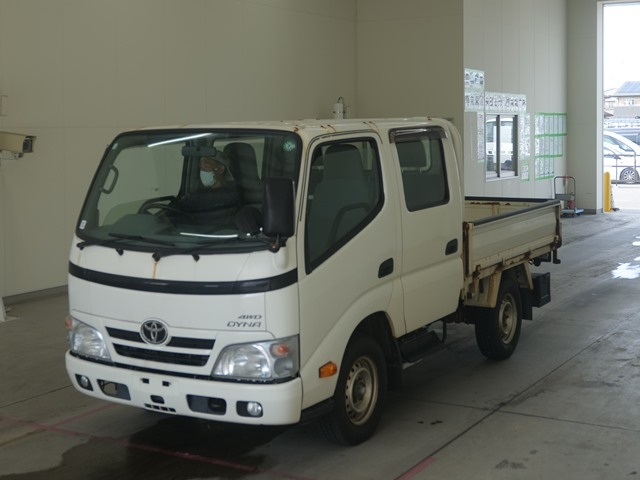 TOYOTA DYNA 2016