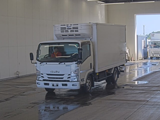 ISUZU ELF 2020