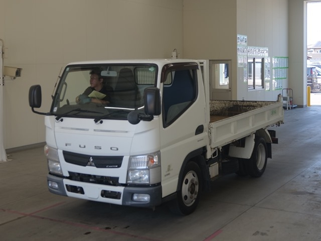 MITSUBISHI CANTER 2011
