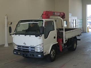 NISSAN TRUCK 2011