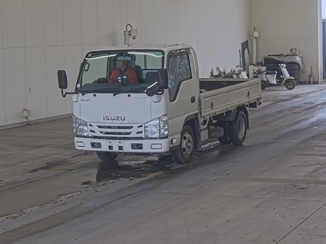 ISUZU ELF 2018