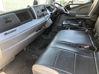 MITSUBISHI CANTER 2019