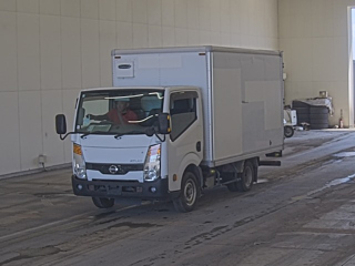 NISSAN ATLAS 2014