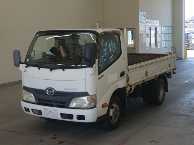 HINO DUTRO 2012